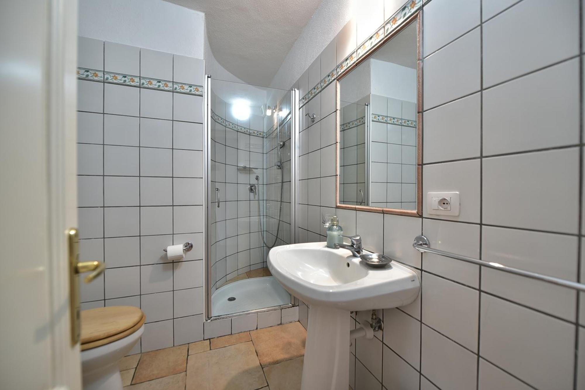 Villa Minda Lodge & View Сан-Теодоро Экстерьер фото