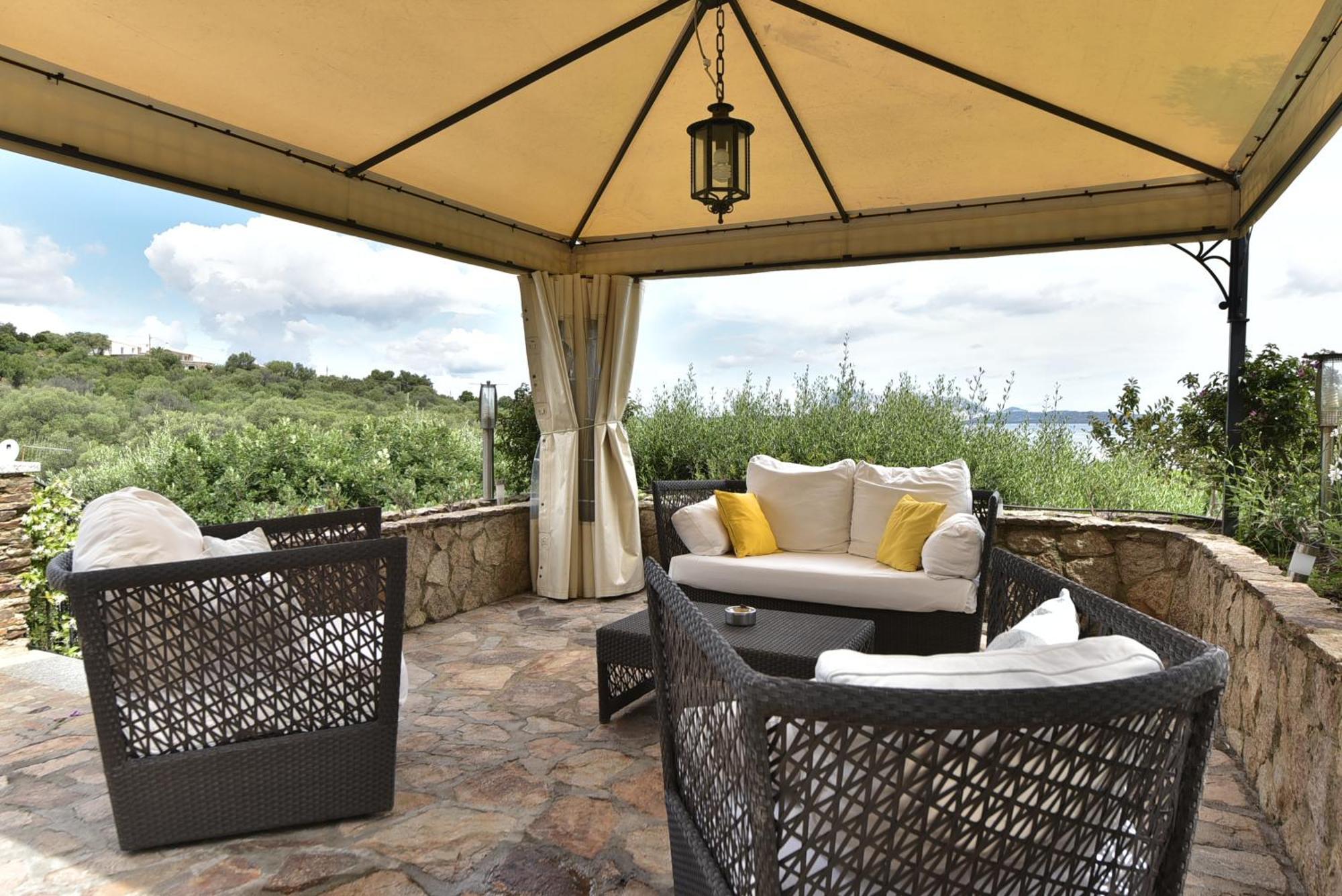 Villa Minda Lodge & View Сан-Теодоро Экстерьер фото